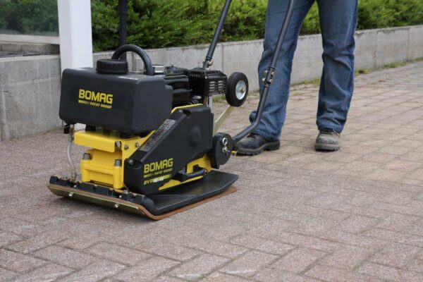 Rüttelplatte Bomag BVP 18/45 – Bild 9